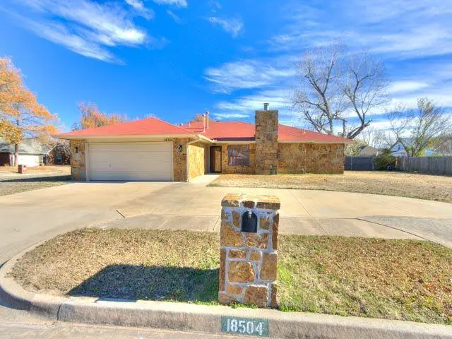 18504 Laurel Oak Drive, Edmond, OK 73012 - Image #1