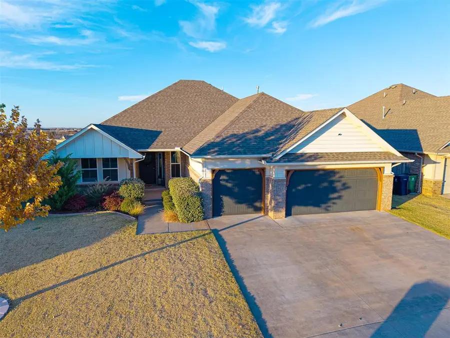 9901 NW 143rd Street, Yukon, OK 73099 - Image #2