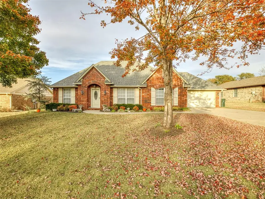 3206 Club Street, Claremore, OK 74019 - Image #2