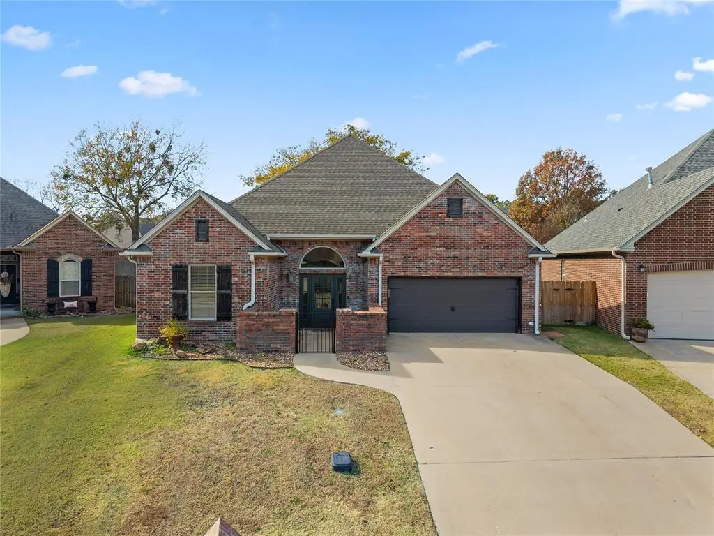835 Sunset Court, Ardmore, OK 73401 - Image #1
