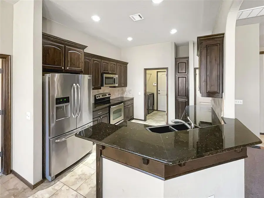 9500 Shallow Lake Court, Oklahoma City, OK 73159 - Image #2