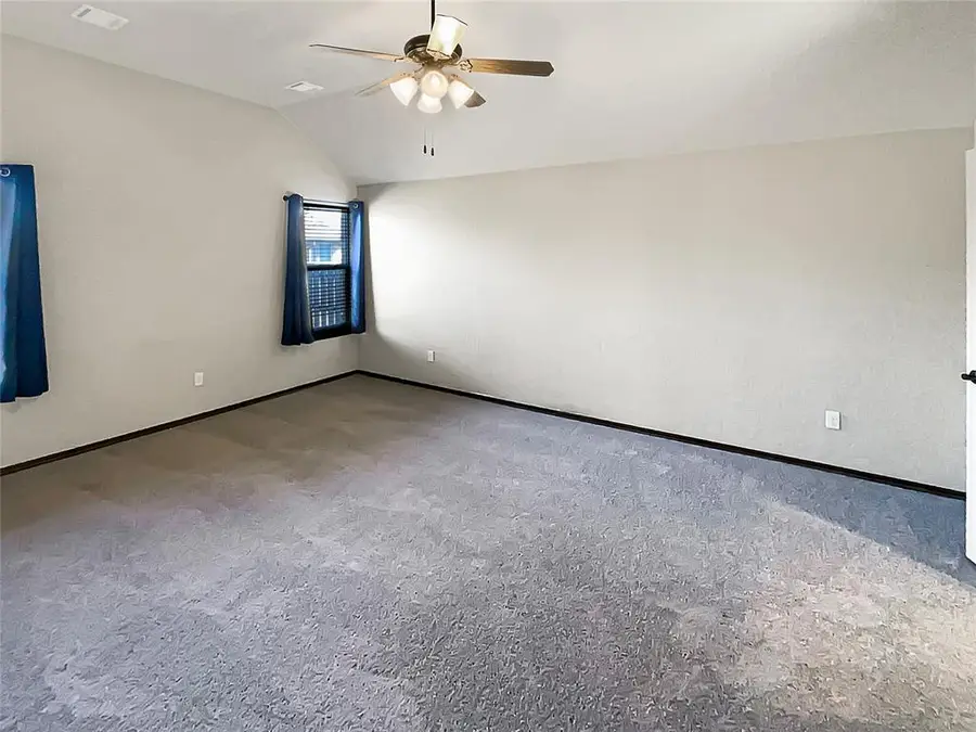 9500 Shallow Lake Court, Oklahoma City, OK 73159 - Image #3