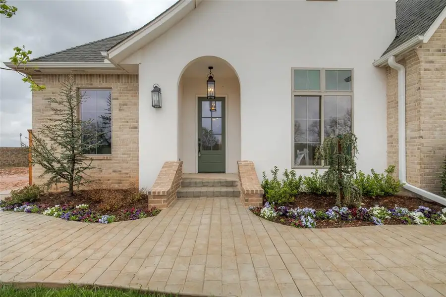 4017 Stone Bluff Way, Edmond, OK 73034 - Image #2