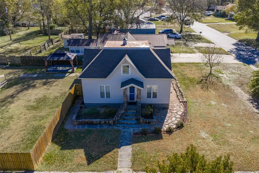 202 S 7th Street, Okemah, OK 74859 - Image #2