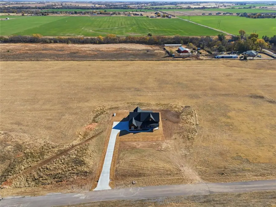 977 Rylee Lane, Tuttle, OK 73089 - Image #3