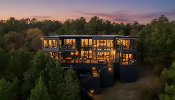 1618 Pine Hills Road, Broken Bow, OK 74728