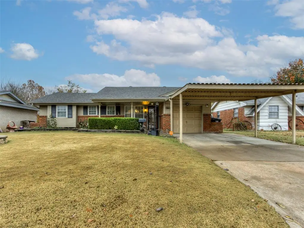 944 NW 2nd Street, Moore, OK 73160 - Image #1
