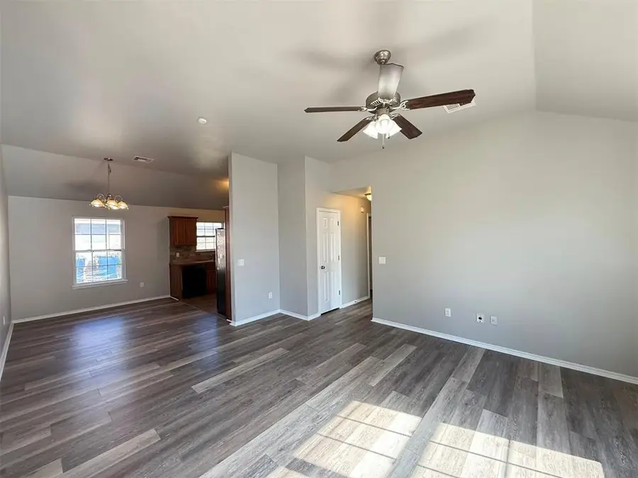 12700 Nittany Drive, Oklahoma City, OK 73120 - Image #3