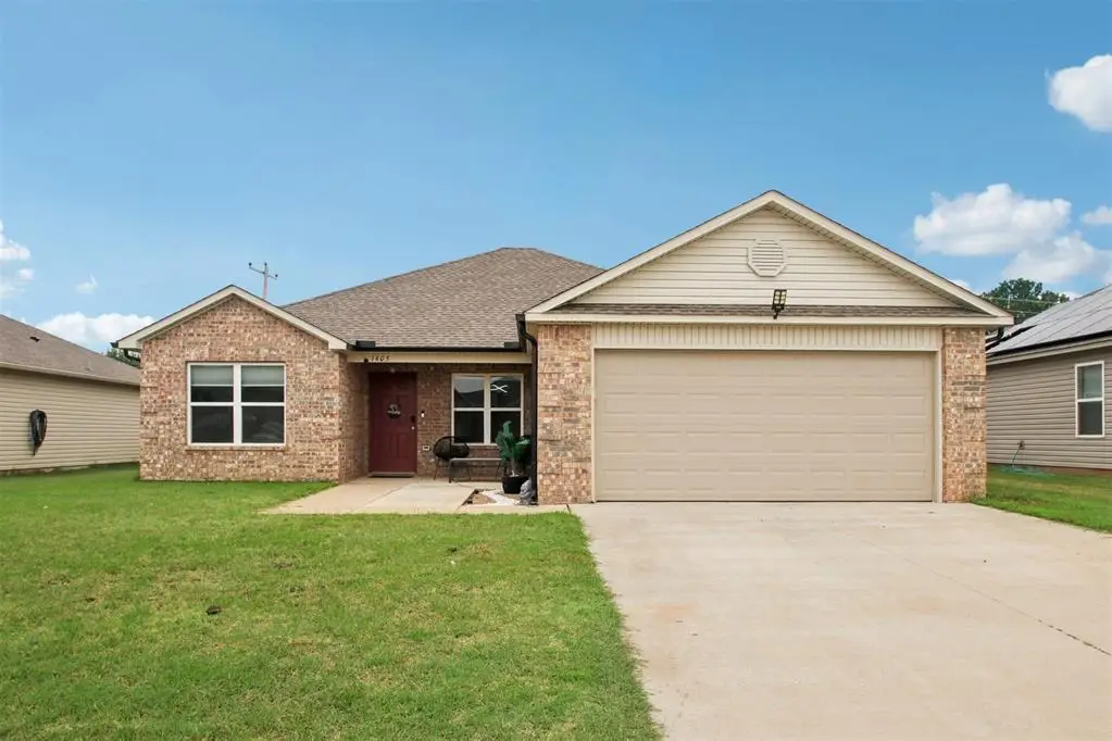 1405 S Dean Drive, Mustang, OK 73064 - Image #1