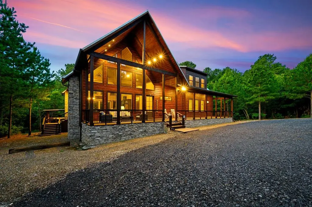 118 Plane Tree Trail, Broken Bow, OK 74728 - Image #1