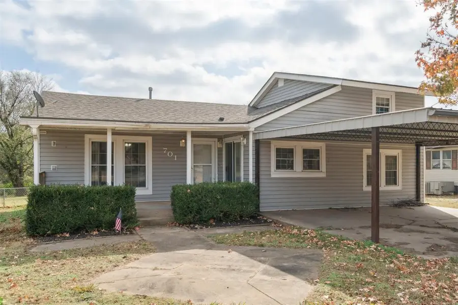 701 E Scissortail Lane, Cushing, OK 74023 - Image #3