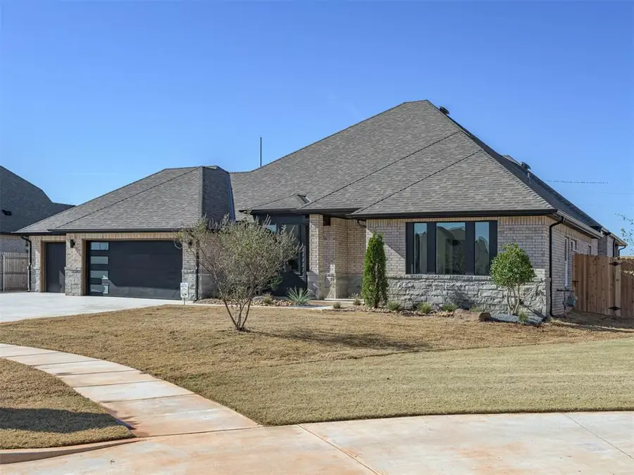 3901 Sorano Drive, Moore, OK 73160 - Image #3