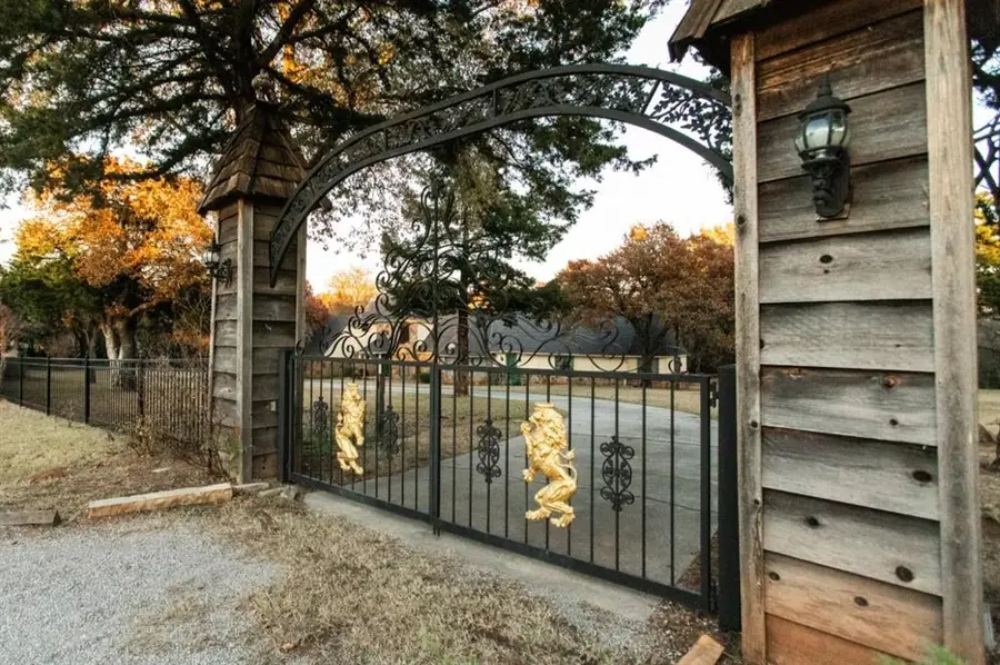 11512 Robinwood Lane, Oklahoma City, OK 73131 - Image #3