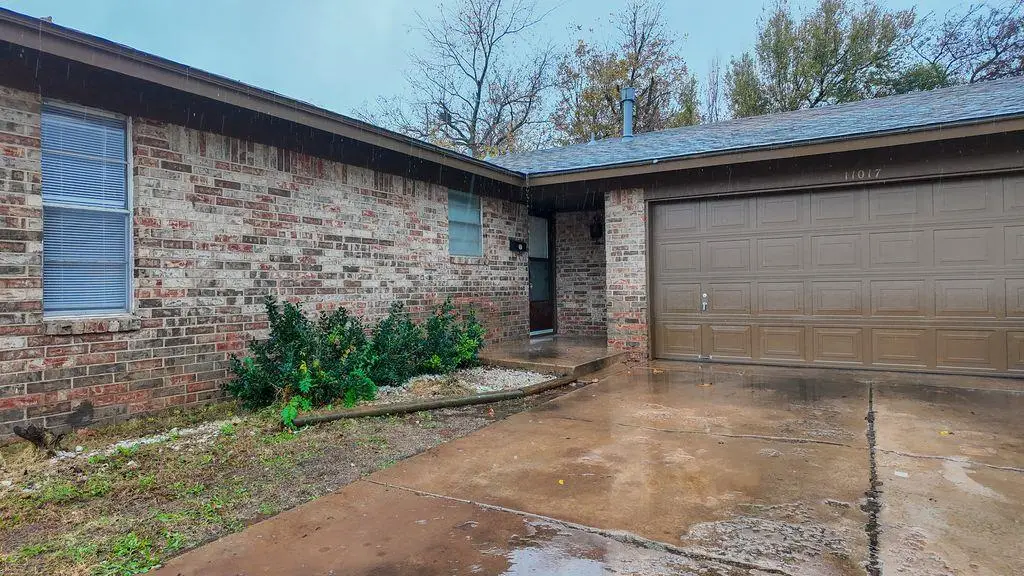11017 N Blackwelder Avenue, Oklahoma City, OK 73120 - Image #1