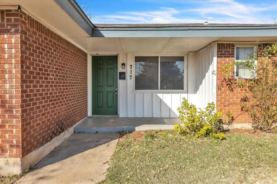 717 NE 37th Street, Oklahoma City, OK 73105 - Image #2