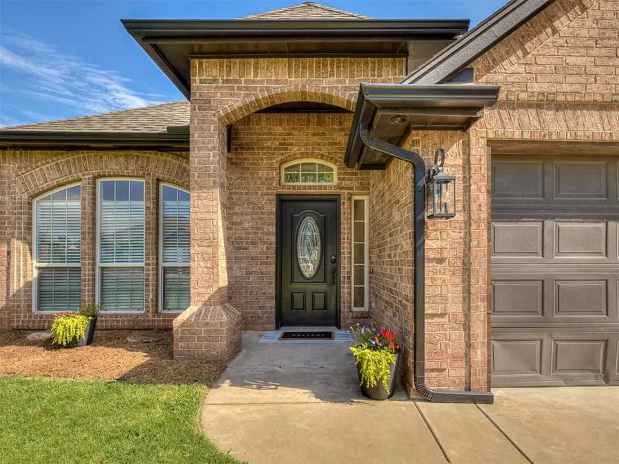 1806 Barrington Drive, Norman, OK 73071 - Image #3