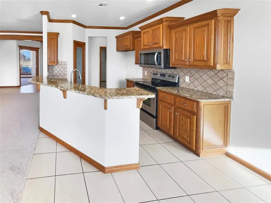 1306 Songbird Lane, Blanchard, OK 73010 - Image #2