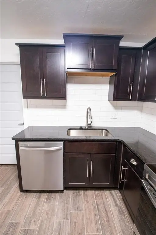 816 S Santa Fe Drive, Edmond, OK 73003 - Image #3