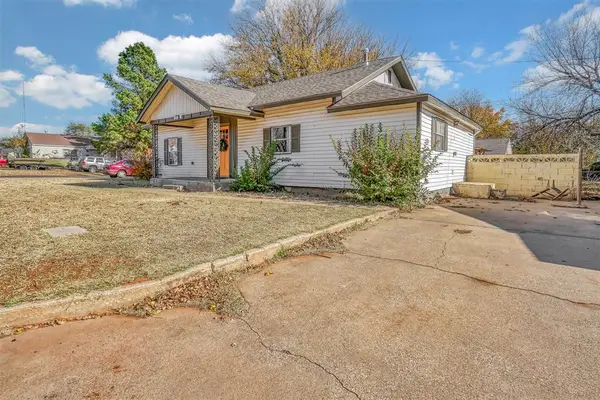 622 N Boone Avenue, Elk City, OK 73644