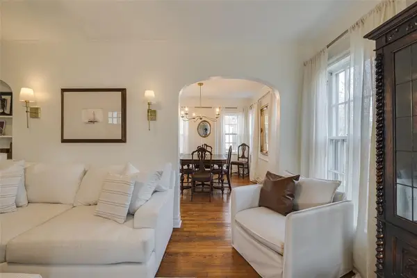 1125 Woodlawn Place, Oklahoma City, OK 73118