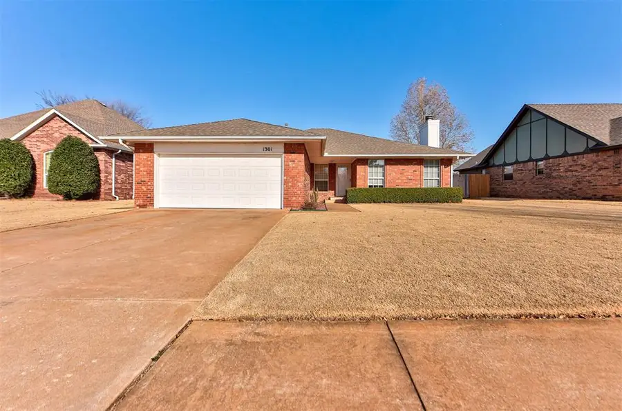 1301 NW 9th Street, Moore, OK 73170 - Image #2