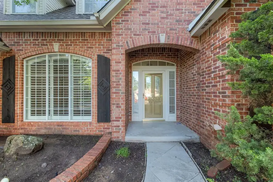 2824 N Ashecroft Drive, Edmond, OK 73034 - Image #3