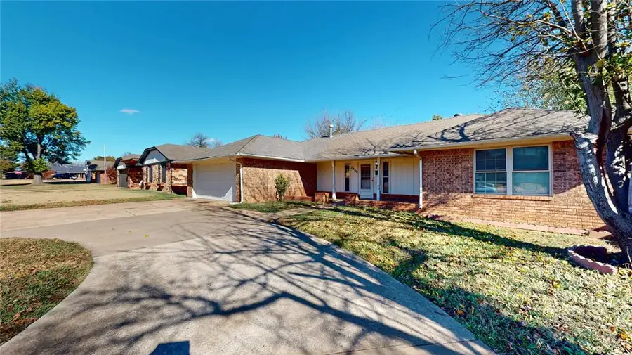 2300 Cowan Place, Moore, OK 73160 - Image #2