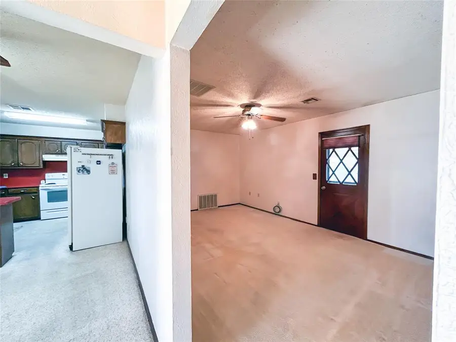 121 E 2nd Street, Custer City, OK 73639 - Image #2