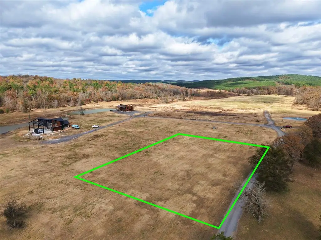 209 Rutty Pine, Broken Bow, OK 74728 - Image #1