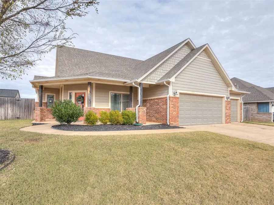 11125 SW 32nd Street, Yukon, OK 73099 - Image #2