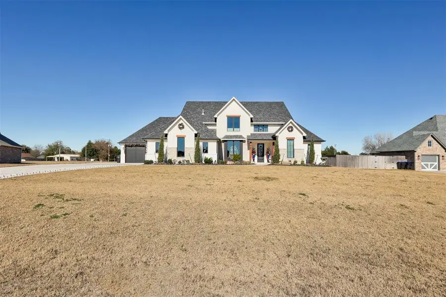 3400 Woodland Springs Drive, Norman, OK 73072 - Image #2