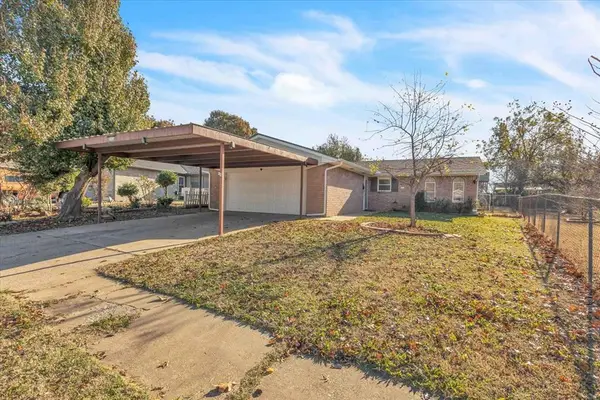 203 Kimberly Lane, Yukon, OK 73099