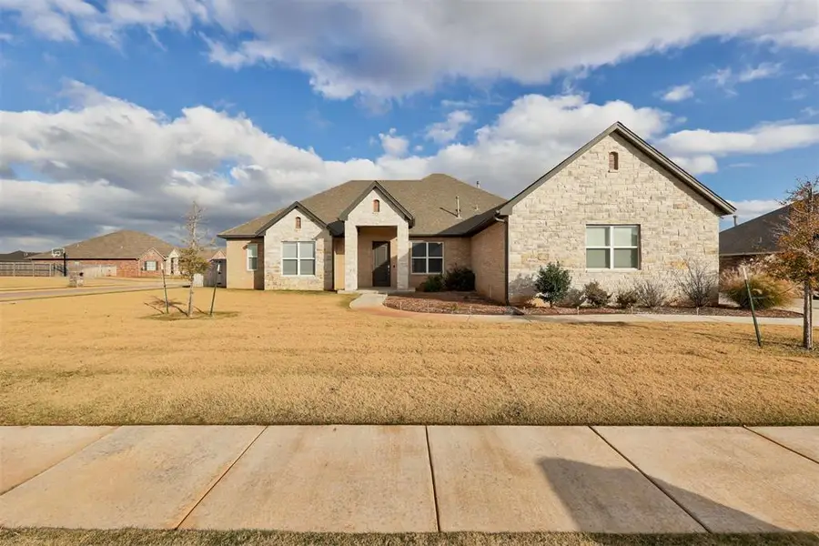 2700 Samuel Circle, Yukon, OK 73099 - Image #2
