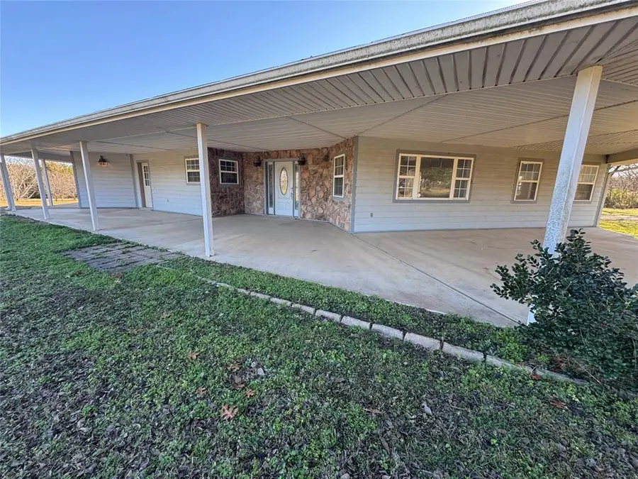 10447 NS Ns 3550 Road, Prague, OK 74864 - Image #2