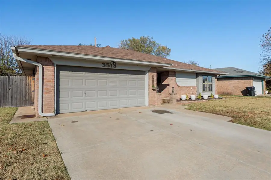 3513 Shannon Drive, Moore, OK 73160 - Image #2