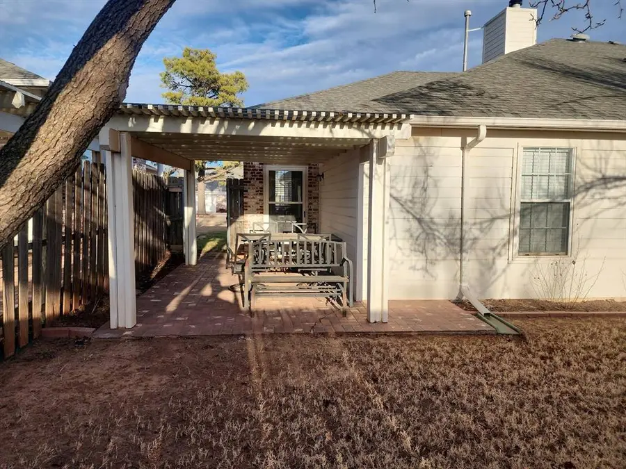 6424 Masons Drive, Oklahoma City, OK 73142 - Image #2