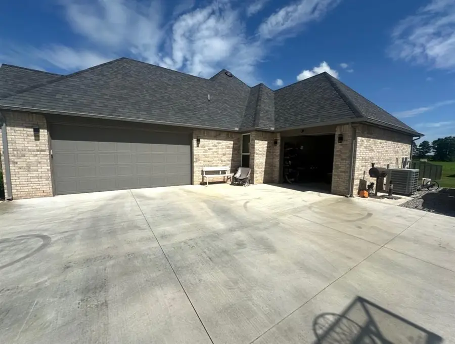 725 W Dutton Road, Pocasset, OK 73079 - Image #3