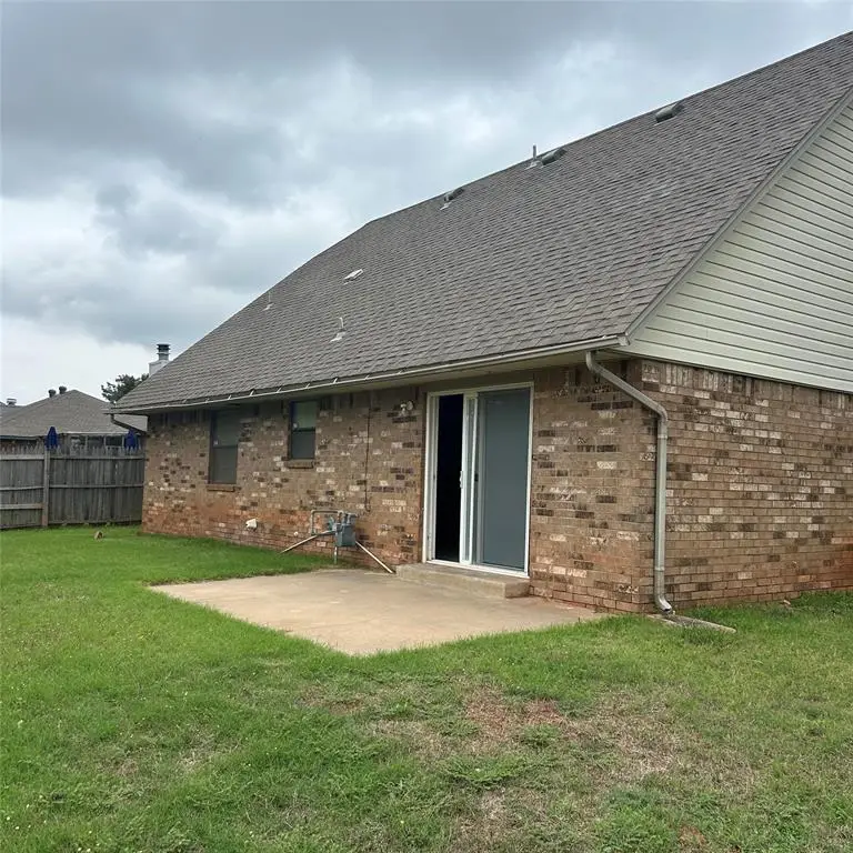 504 Rolling Hills Terrace, Edmond, OK 73012 - Image #2