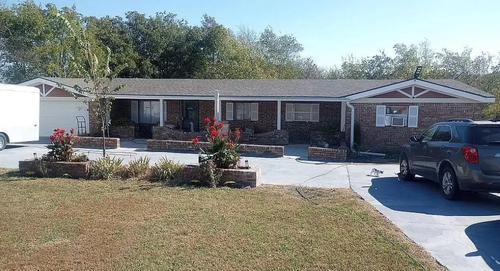 104102 Highway 48, Castle, OK 74833 - Image #1