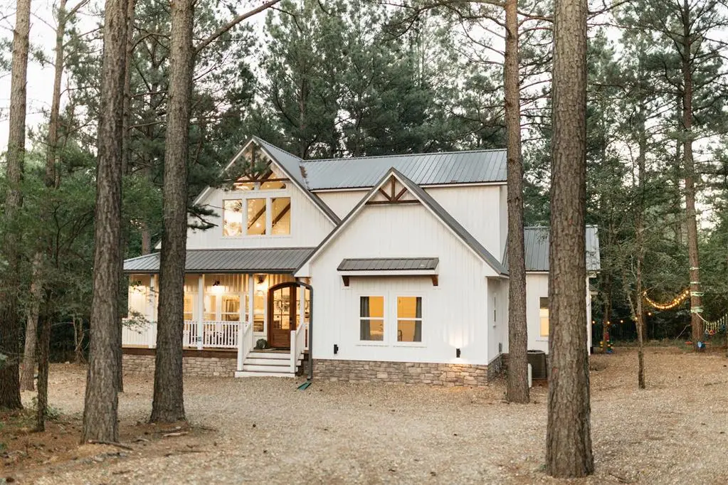 98 Timbuktu Trail, Broken Bow, OK 74728 - Image #1