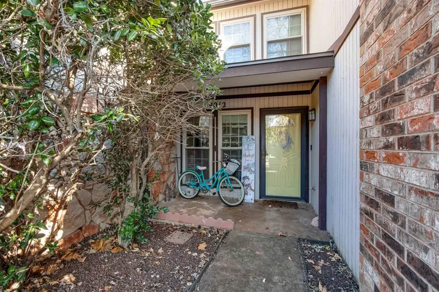 14012 Crossing Way E, Edmond, OK 73013 - Image #2