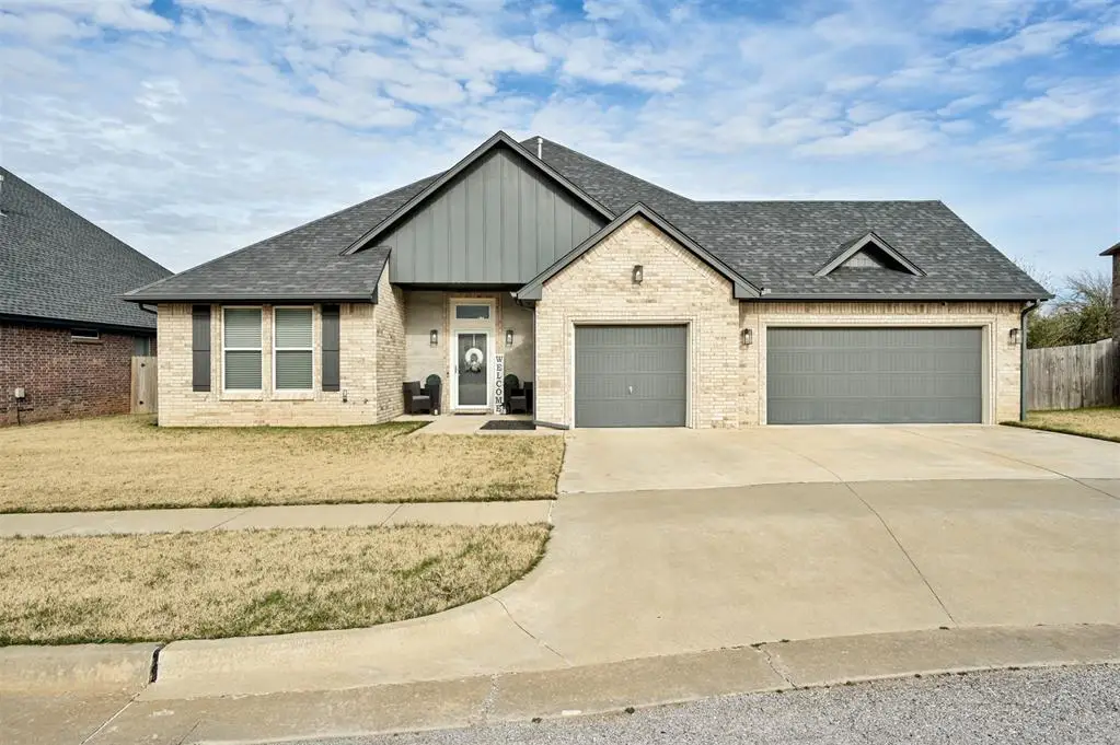9105 NW 135th Court, Yukon, OK 73099 - Image #1