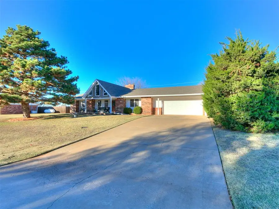 105 Wildwood Drive, Kingfisher, OK 73750 - Image #2