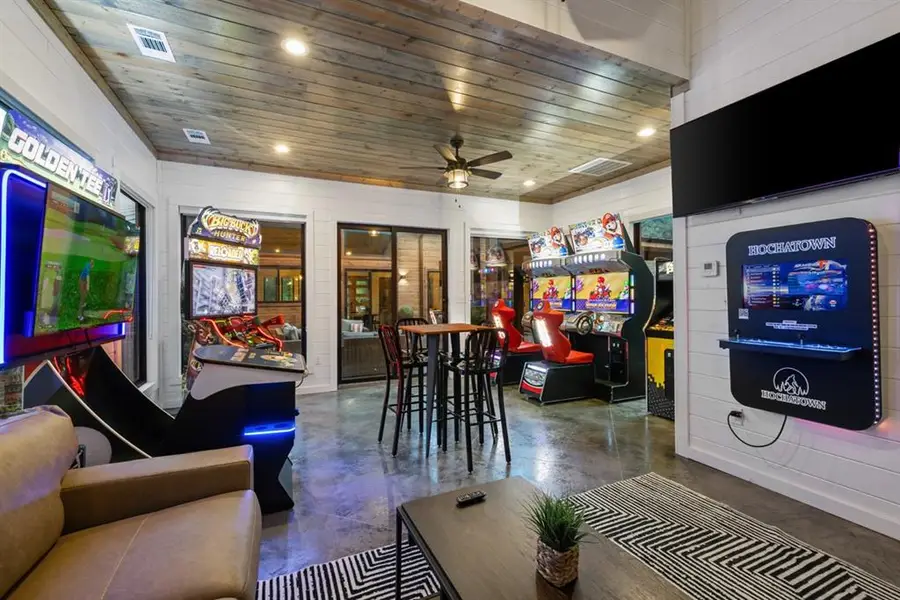 251 Crooked Stick Trail, Broken Bow, OK 74728 - Image #2