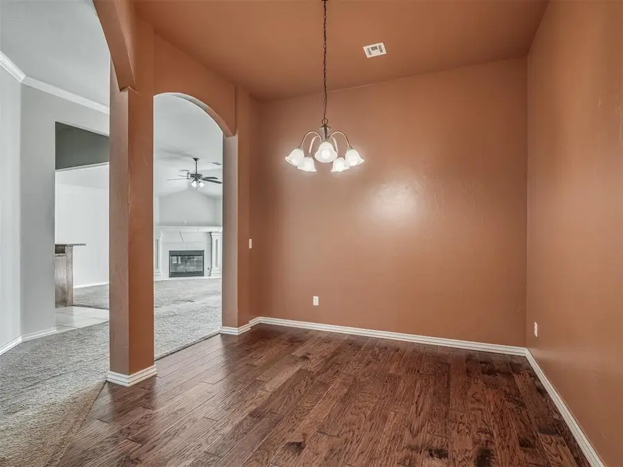 1604 NW 123rd Place, Oklahoma City, OK 73120 - Image #2