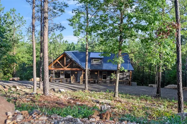 178 Up Hilly Trail, Broken Bow, OK 74728