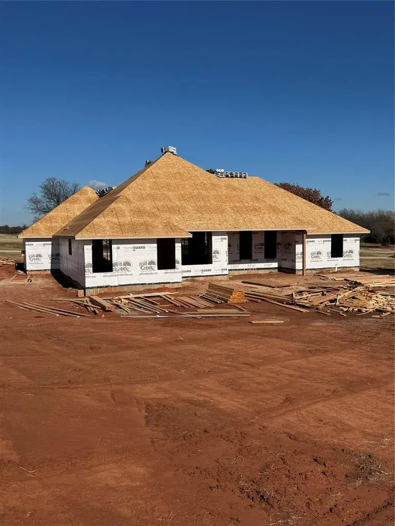 2443 Wolf Creek Bend, Blanchard, OK 73010 - Image #2