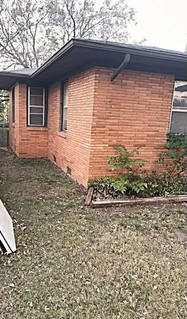 1504 N Center Avenue, Shawnee, OK 74804 - Image #2