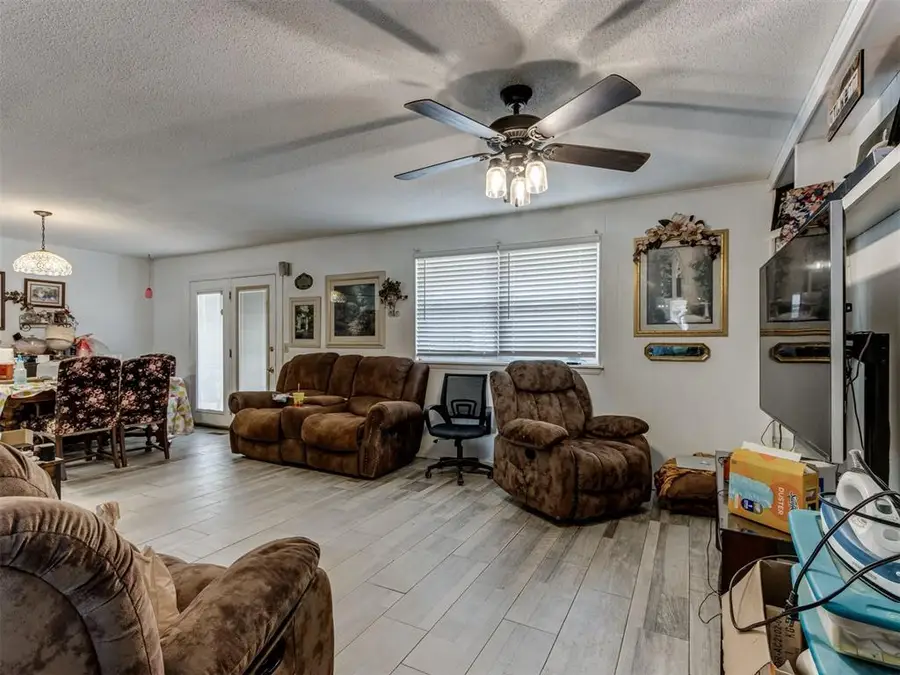 3909 Greenway Terrace, Oklahoma City, OK 73115 - Image #2