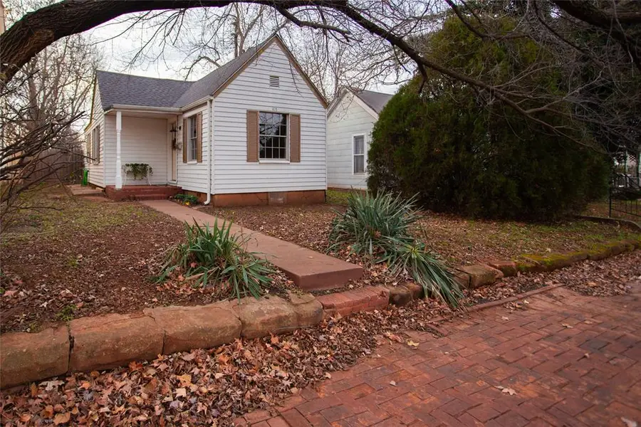 415 N Broad Street, Guthrie, OK 73044 - Image #2